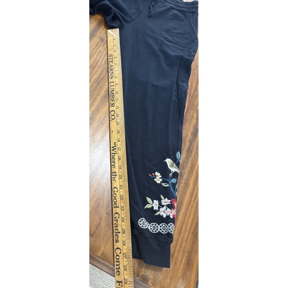 JW Los Angeles Bird Flowers Tappered Joggers Embroidered Navy Knit Pants size M - Picture 2 of 5
